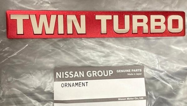 新品 純正品 NISSAN 日産 エンジン エンブレム TWIN TURBO オーナメント ステージア AWC34 スカイライン R32 R33 R34拍卖