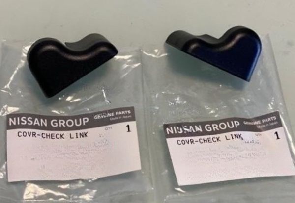 新品 純正品 NISSAN 日産 チェック リンク カバー 左右セット シーマ F50 HGY51 GT-R R35 フーガ Y50 Y51拍卖
