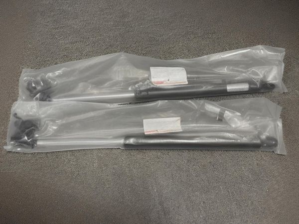 新品 純正品 TOYOTA トヨタ フードダンパー フードサポート 左右セット MARK2 マーク2 CHASER チェイサー拍卖