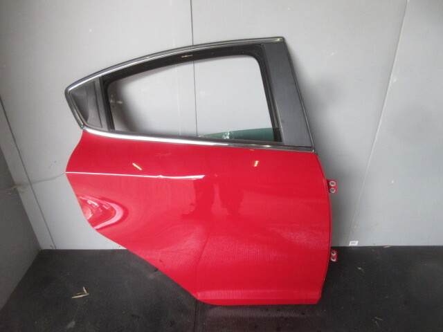 ★⑨R6A7882 アルファロメオジュリエッタ 純正リアドア右 ABA-940141 修理やストック等に拍卖