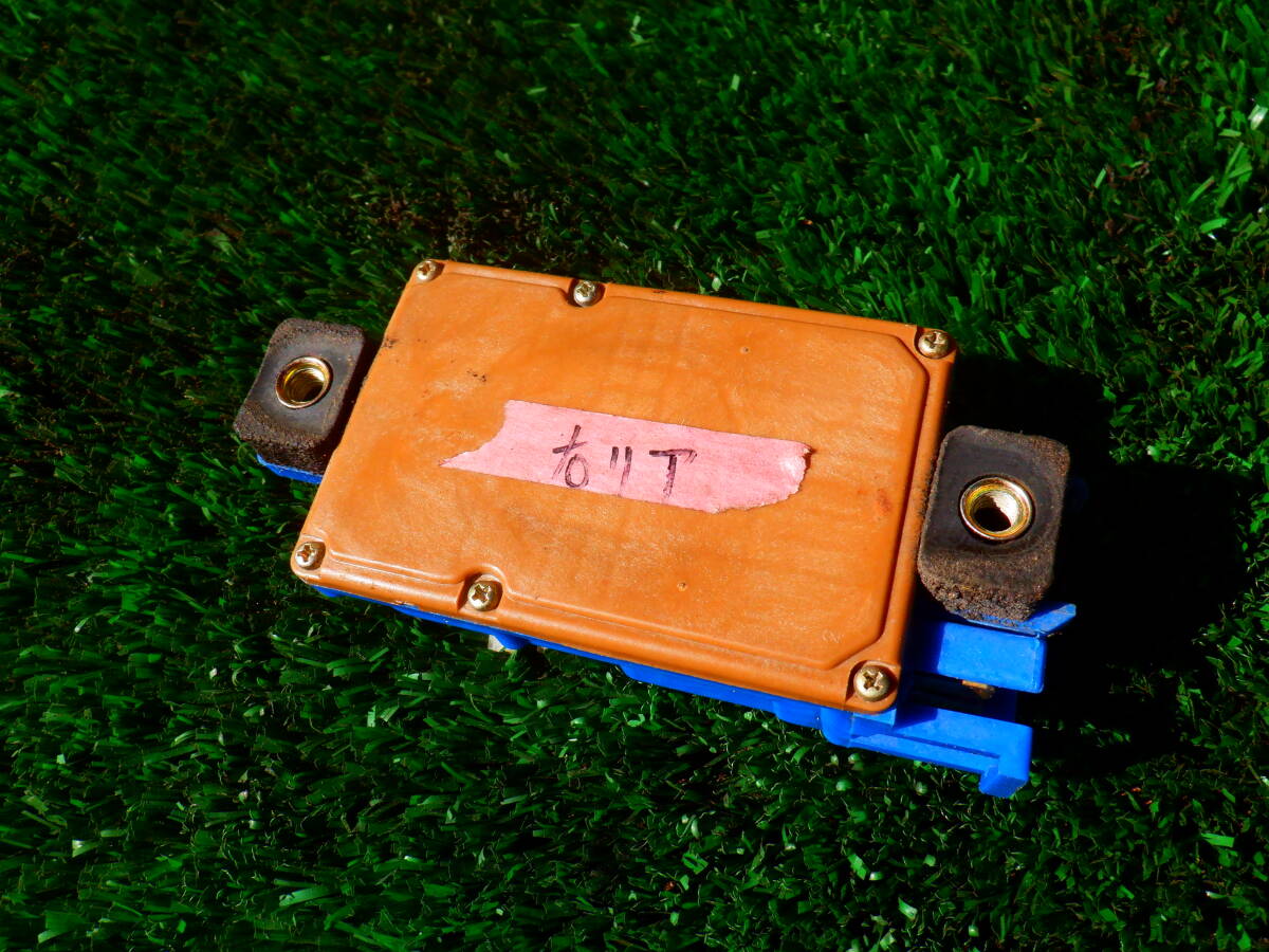 HY30 Y30 ② グロリア ハードトップ 28D SGL ドアロックアクチュエーター 右リア LD28 PY30 KY30 MY30 セドリック拍卖