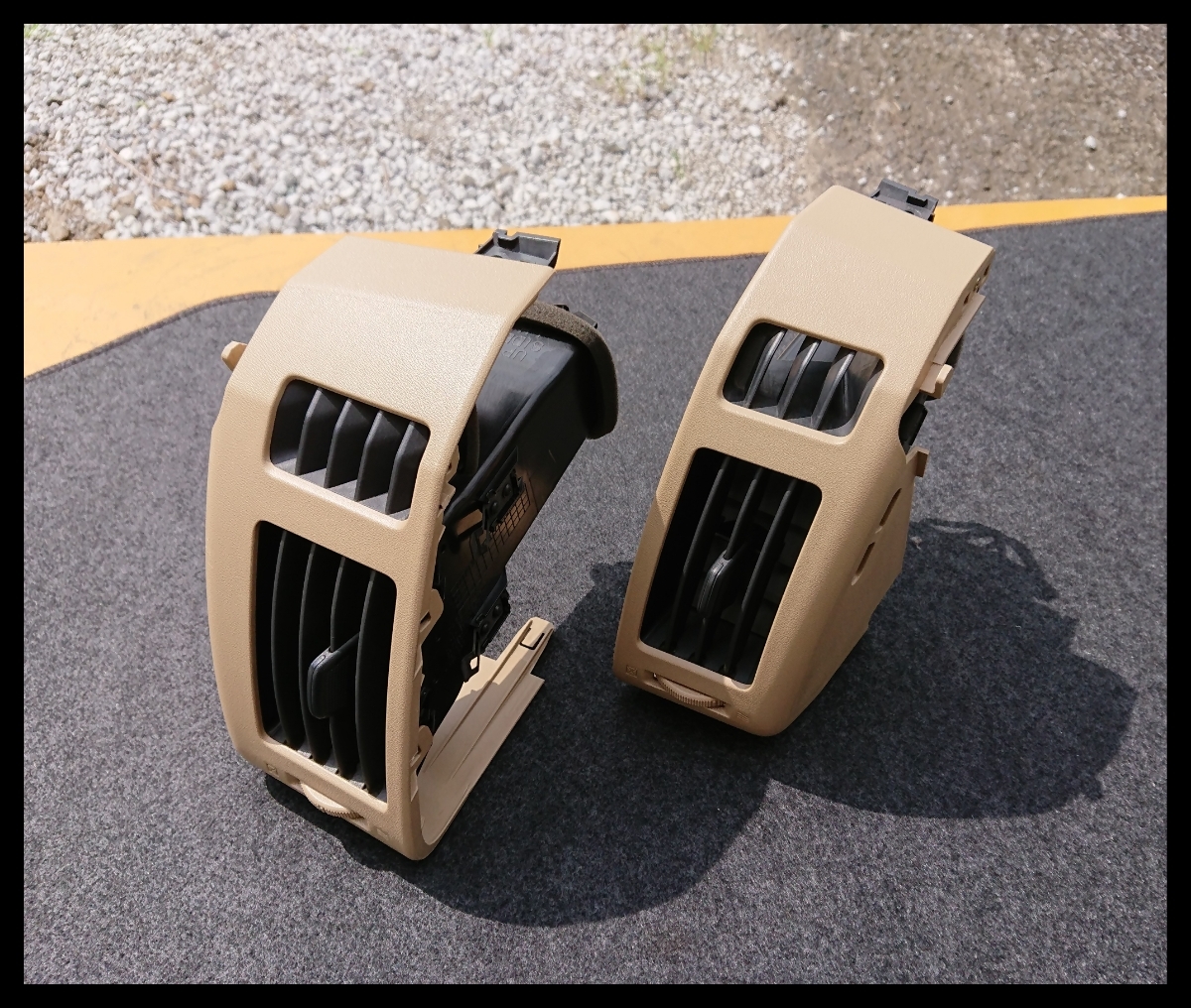 セレナ C25 エアコン 吹き出し口 左右 68760 CY000 ブラウン A-332拍卖