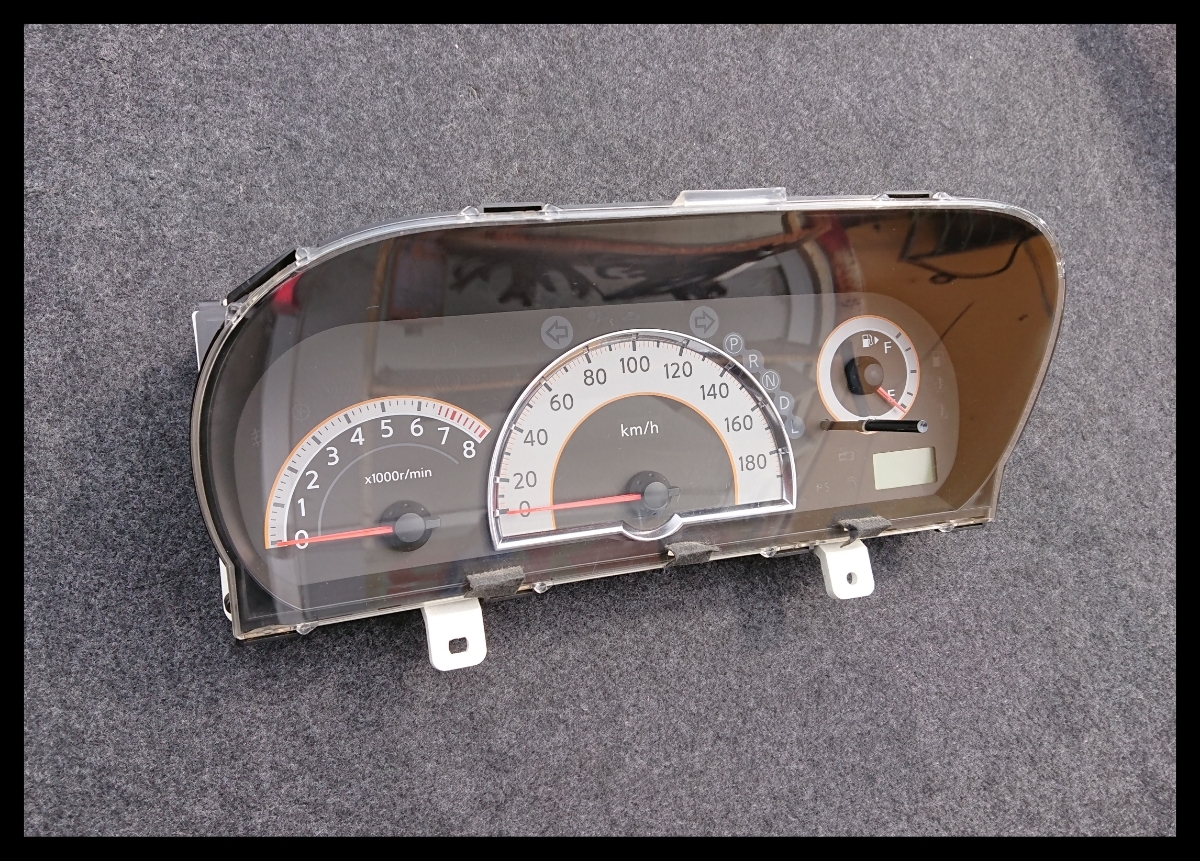 日産 セレナ c25 スピードメーター 107802km A-327拍卖