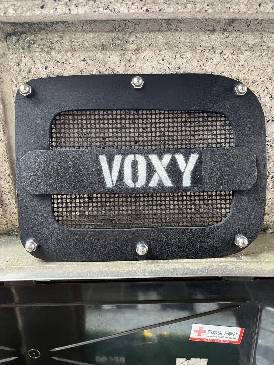 トヨタ ヴォクシー70.80 給油口カバー フューエルタンクカバー拍卖