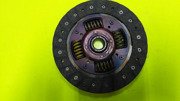 【新品】ファミリア・エチュード・レーザー 【品番】MZD-014U 【参考純正品番】B502-16-460・B624-16-460・B626-16-460・E504-16-460拍卖