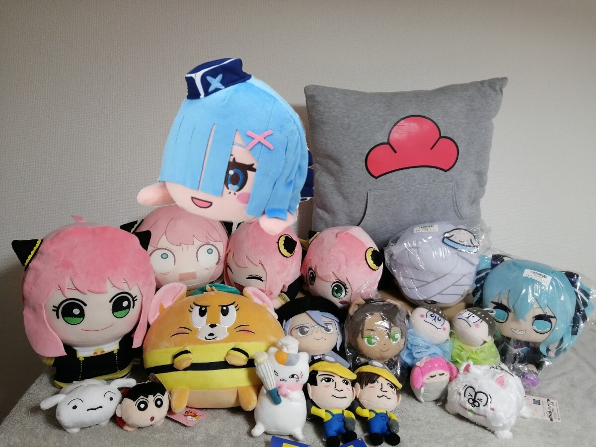 ぬいぐるみ まとめ 大量 20個 スパイファミリー、おそ松さん、ミニオン、クレヨンしんちゃん、リゼロ、ツイステッドワンダーランド 他拍卖