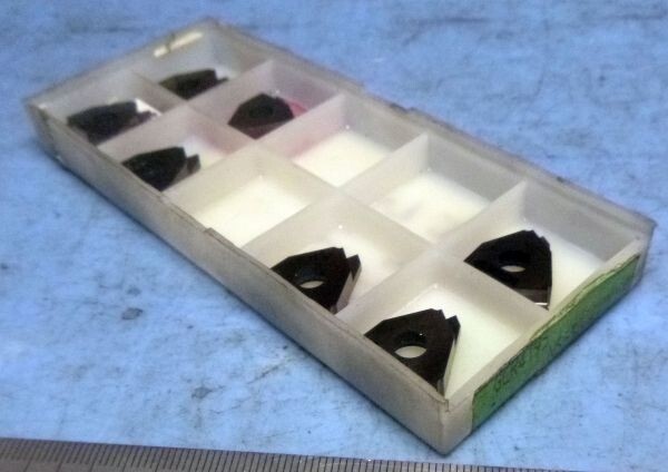 F898 チップ TUNGALOY GLR4195 NS530 SGT用 インサート 置古し未使用品!拍卖