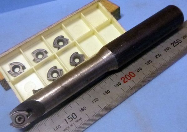 FA168 20mmシャンク スローアウェイ ボーリング エンドミル 三菱? チップ付 中古拍卖