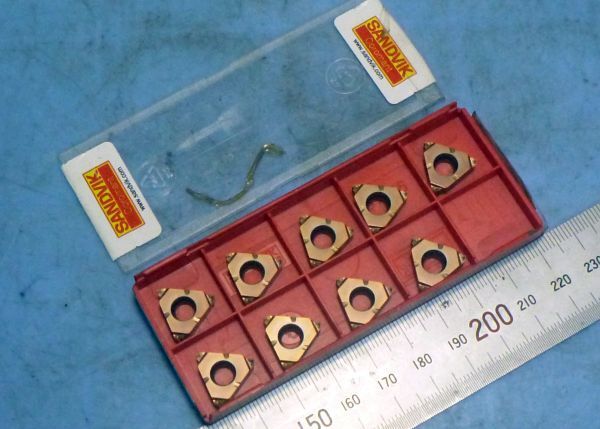 FB751 チップ SANDVIK 266RL-16MM01A100M1125 60 ISO-1.0 INTR 置古し未使用品!拍卖