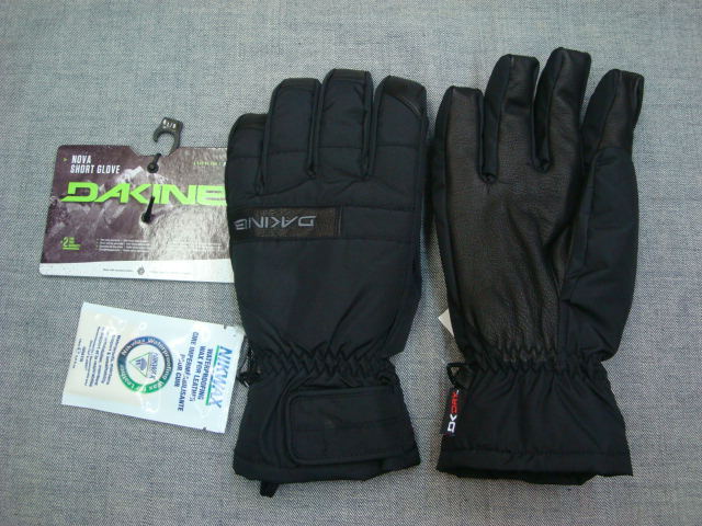 新品DAKINE(ダカイン)スノーグローブNova Short Glove BLACK (L)拍卖