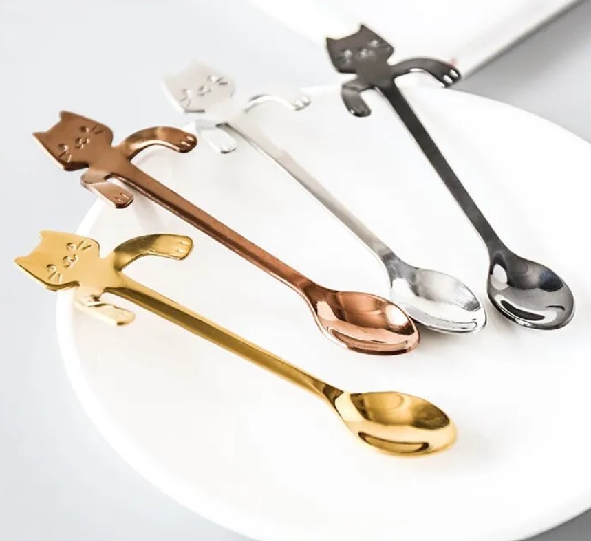 激安!☆可愛い子猫スプーン☆ゴールド・シルバー・ローズレッド・ブラック4本セット拍卖