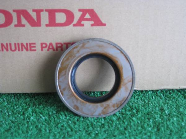 新品 F850 F950 車軸オイルシール ホンダ 流用拍卖