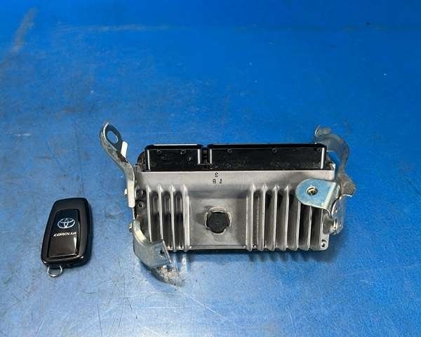 ★4178★ZWE211★カローラスポーツ★エンジンコンピューター拍卖