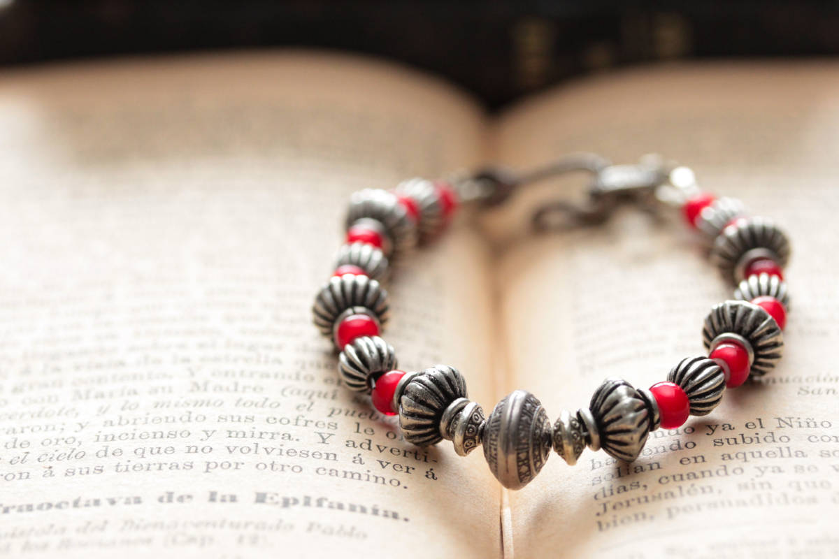 *vintage metal beads & whitehearts ブレスレット拍卖