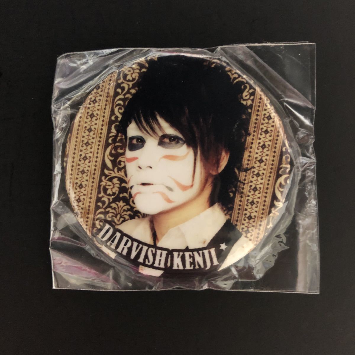 新品☆2011年 Life is all right 缶バッジ 樽美酒研二① 【ゴールデンボンバー. らふぃおら ガチャ ギャルソン 有】拍卖