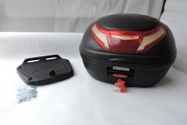 GIVI モノロック リアボックス FLOW 35L 350RND 汎用ワイドベースMP70Nあり 鍵2本 238-K拍卖