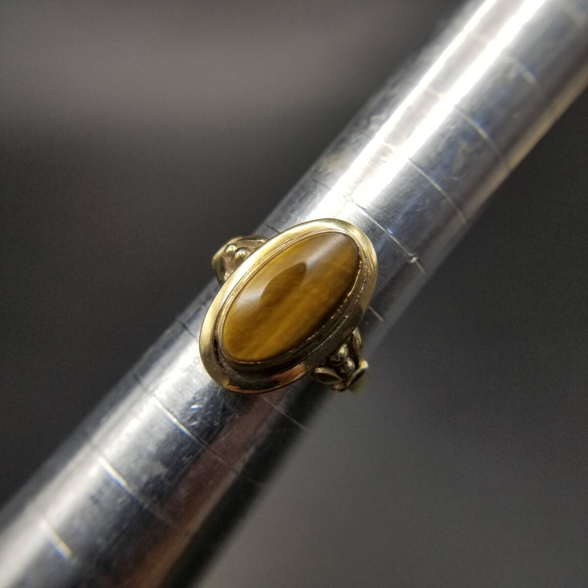 タイガーアイ オーバル カボション ヴィンテージ リング シルバープレート クラシック シンプルな存在感 指輪 ゴールドトーン Y19-B拍卖