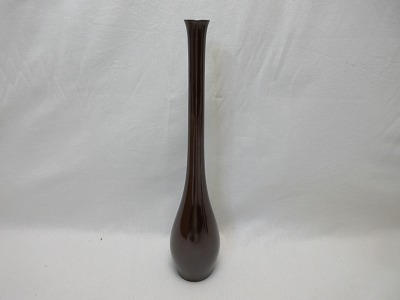 M607035 【 ほぼ未使用 華道具 龍仙作 銅製 花器 一輪挿し 重さ約0.6KG 鶴首花入 共箱 】 検) 作家物 茶道具 金属工芸 花瓶 花器ⅰ拍卖