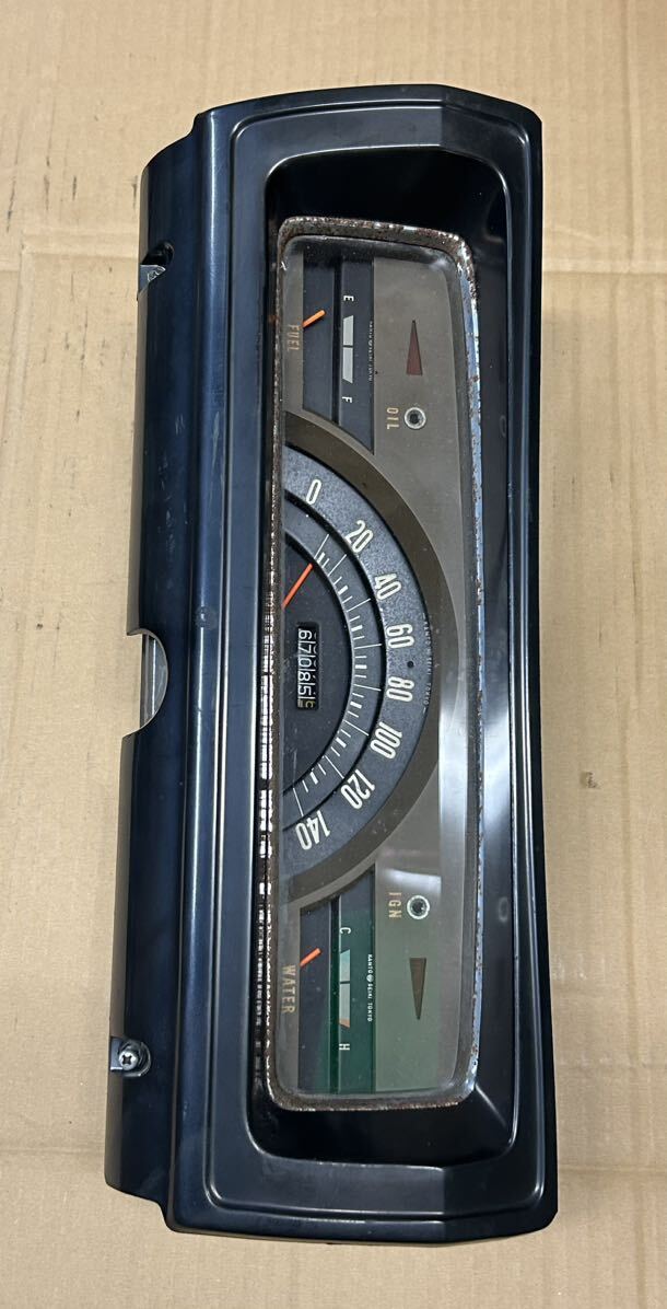 ★送料無料 旧車 日産 ダットサントラック 521 ジャンク 純正スピードスター ダットサンブルーバードP411??拍卖