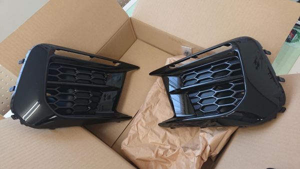 残りわずか!【未使用 スバル 純正流用】レヴォーグ A型 フォグカバー 左右セット VAB F型 JDM拍卖