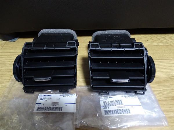 残りわずか!【未使用 スバル 純正流用】SUBARU レヴォーグ A型 インプレッサXV用 エアコンベゼル 吹き出し口 左右セット拍卖