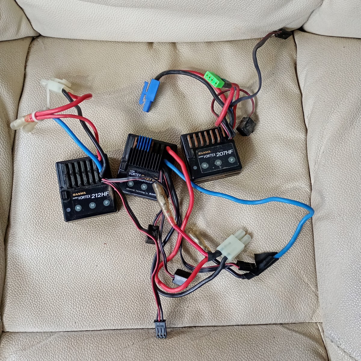 サンワ  ESC  アンプ ブラシアンプ FET 3個セット SUPER VORTEX 212HF 212HF-B 207HF拍卖