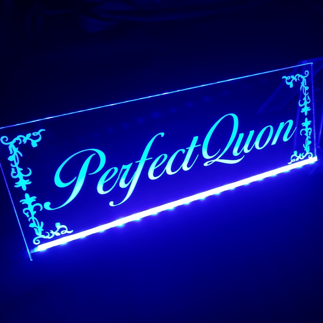 パーフェクト クオン② フルカラーLED アクリルプレート UD 17 新型 ワンマン灯 トラック アンドン 安全窓 内装 ライト シガーソケット USB拍卖
