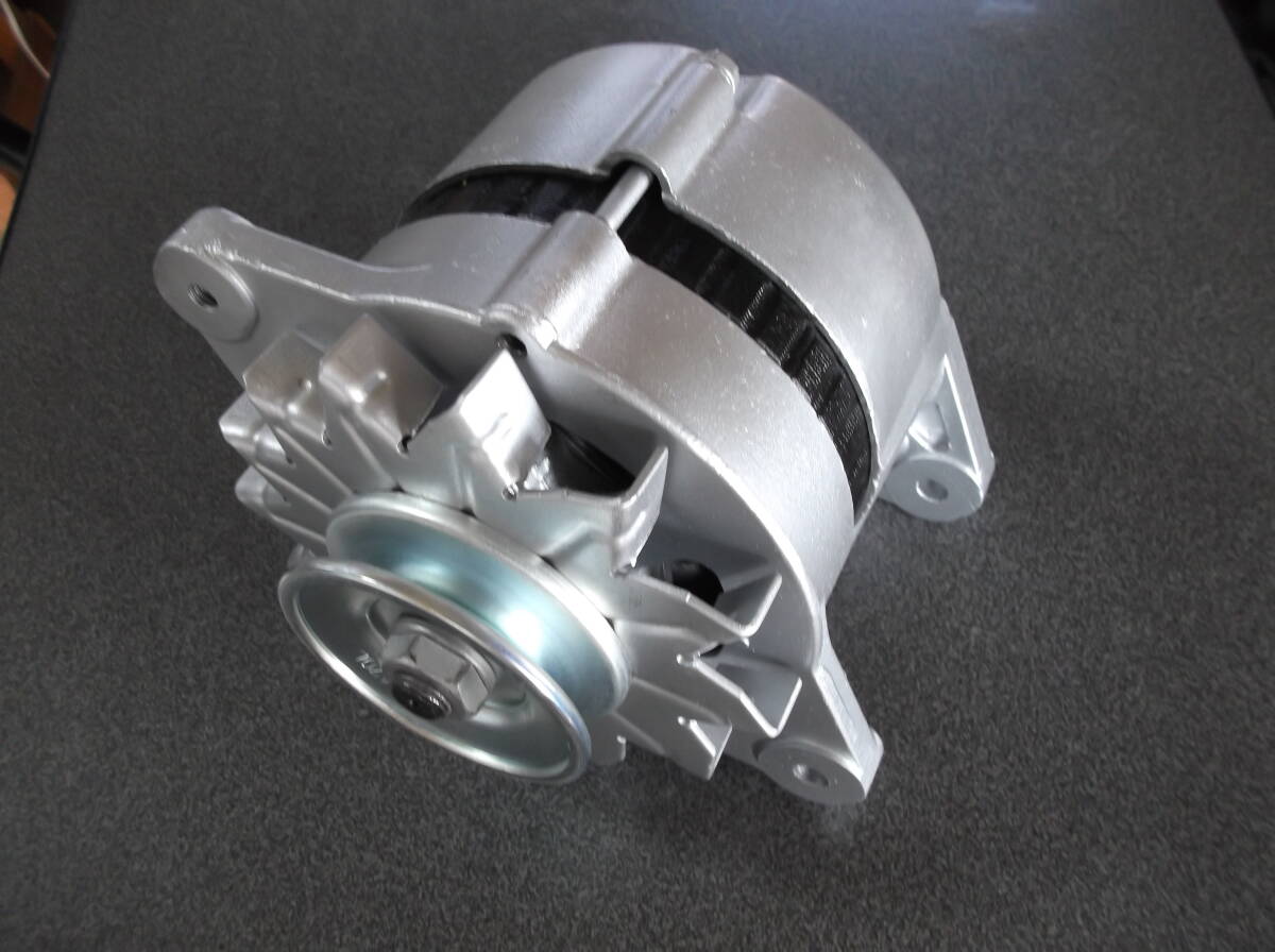 旧車スカイライン(ハコスカ・ケンメリ)フェアレディ240Z、セドリック、ローレル、ブルーバード オルタネーターリビルト拍卖