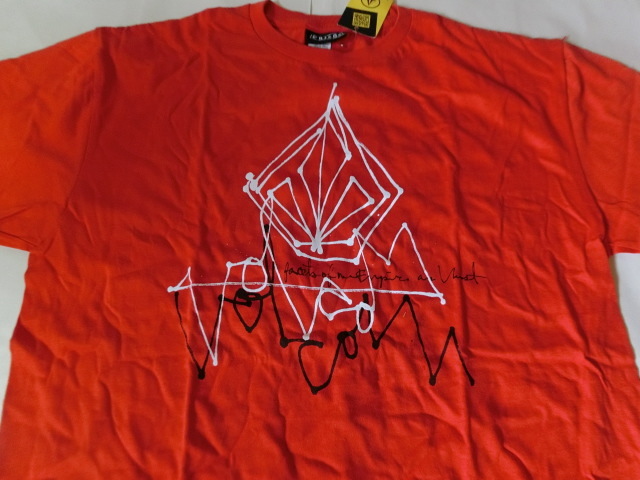 USA購入人気アメカジブランド【VOLCOM】 ボルコム ボルコムストーン 【VOLCOM STONE】 ペン書きロゴプリントTシャツUS BOY'S Lサイズ拍卖