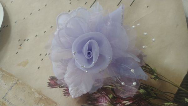 薄紫系シフォン フラワー・コサージュ ブローチ フォーマルにも拍卖