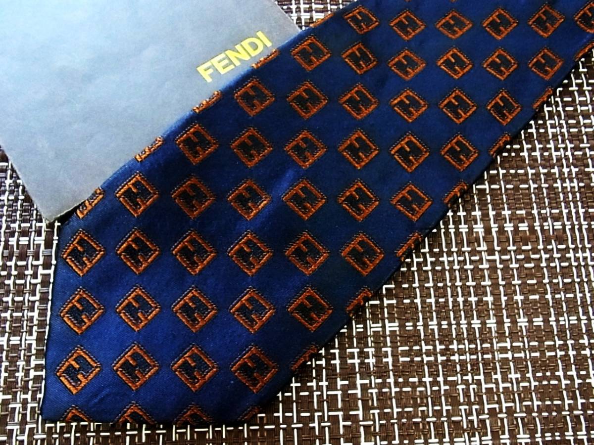 ・ω・ ☆SALE☆4266☆フェンディ【総FFロゴ刺繍】ネクタイ★拍卖