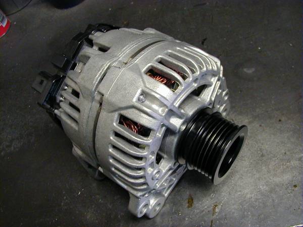 【送込】リビルト品 フォルクスワーゲン ポロ 9N オルタネーター ダイナモ ICレギュレーター純正新品 036903024D、0124325056拍卖