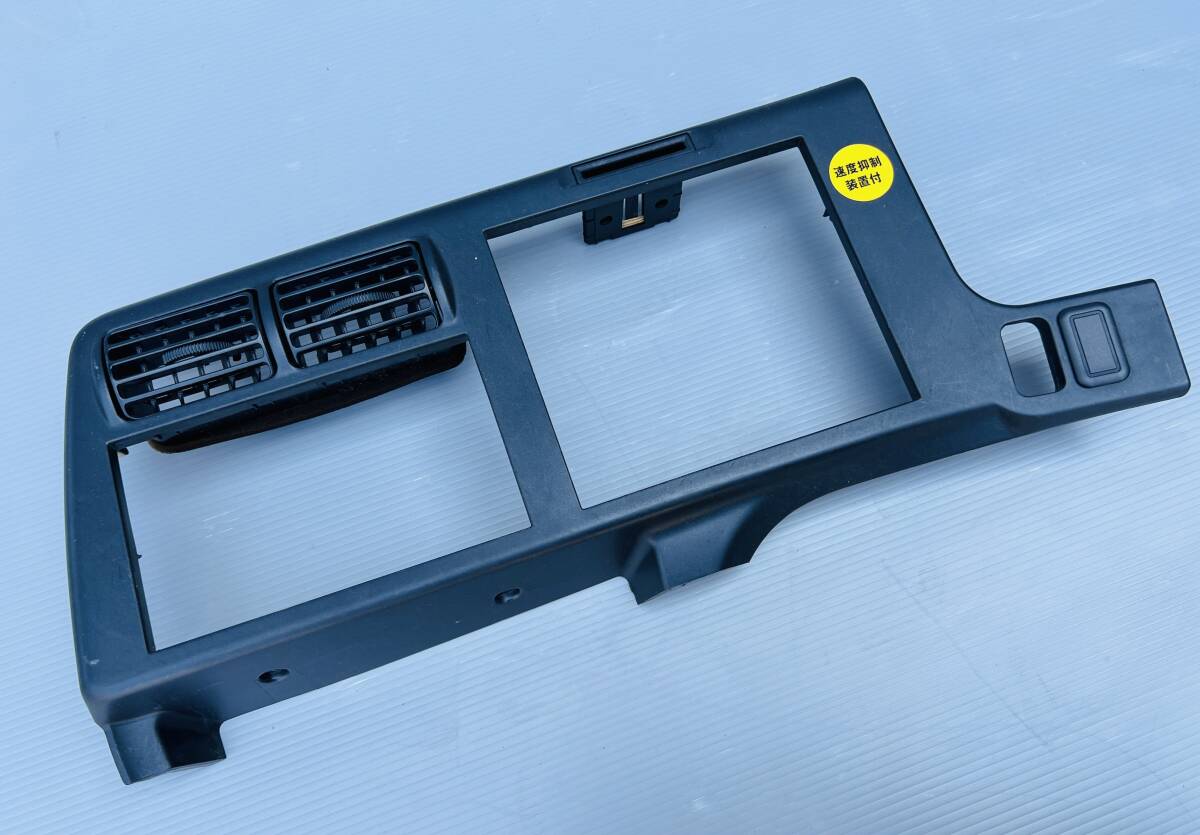 19018m 三菱ふそう スーパーグレート QKG-FP54VDR 内装パネル ラジオパネル エアコン スイッチパネル オディオパネル 1拍卖