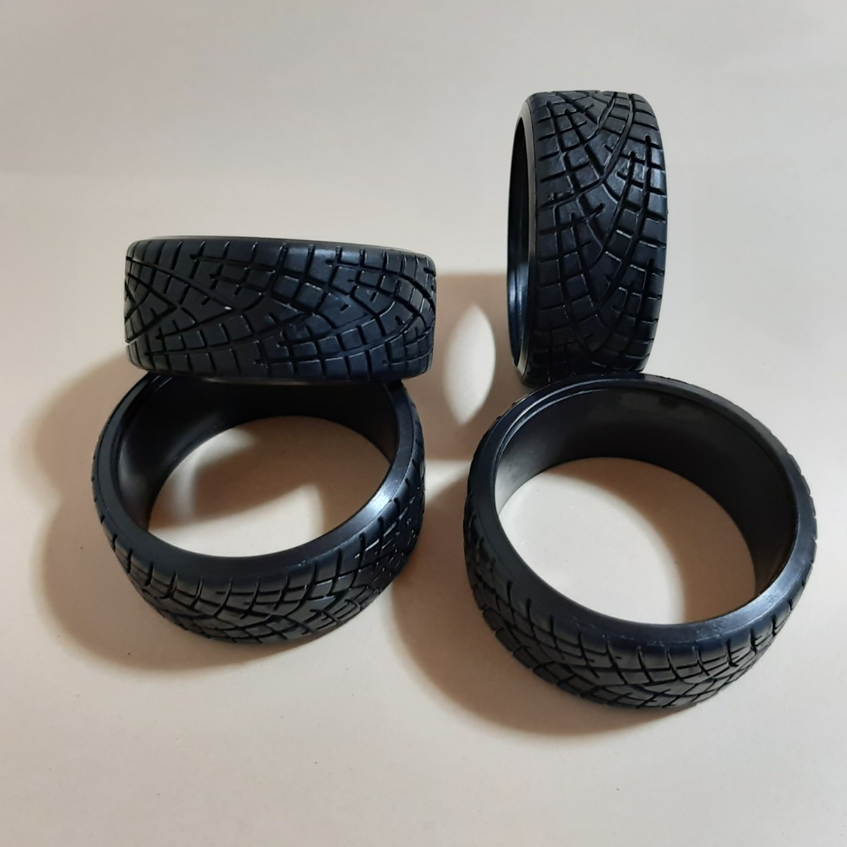 ●即決価格●送料無料● ドリフトタイヤ ●1台分● ●●●①●●● TT02 TT01 ドリパケ YD-2 ホイール GRK サクラ ラジコン D4 D5拍卖