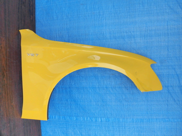 AF614 アウディ A4 8K フェンダー 右 黄色拍卖