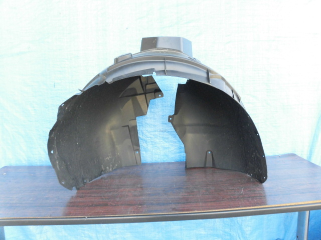 AF831 ボルボ V60 フェンダーライナー 左 フロント 31425475拍卖