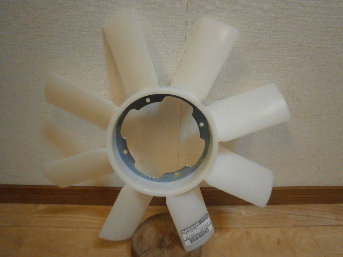 ●未使用 日産 R31 HR31 スカイライン 純正 ラジエター クーリングファン シュラウドファン RB20DE(T) NISSAN cooling fan拍卖