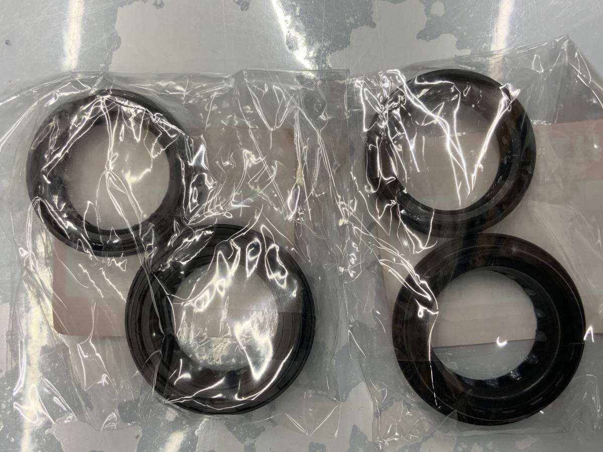 送料185円 スーパーカブ110プロ/クロスカブ110 (JA10) スーパーカブ50プロ (AA04) FOH-30S 51490-KZV-L01 オイルシール ダストシール 拍卖