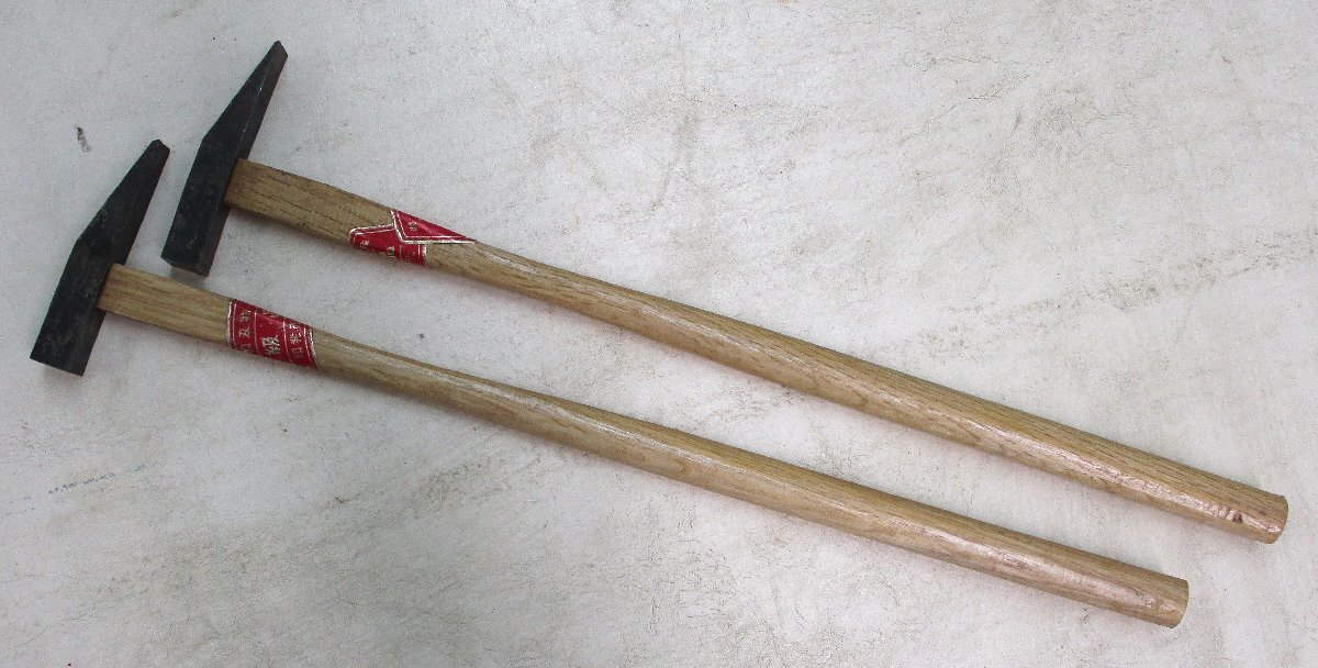 ★97053 山仙 越前打ち刃物 ハンマー 2本組 小振りな金槌 全長30cm ハンマー口1cm角 ハンマー頭幅6.5cm 長期保管品に付、サビ有 未使用 ★拍卖