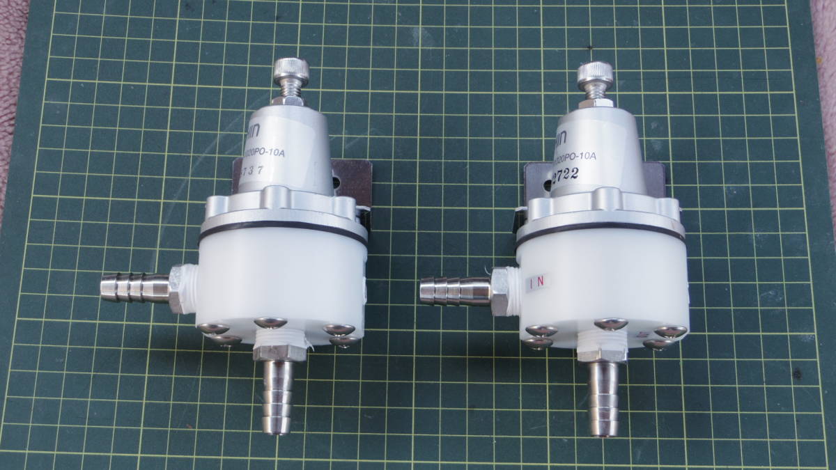 TOHSHINリリーフバルブ RV-1020P0-10A 減圧弁 2個セット タケノコニップル付き 銀色拍卖