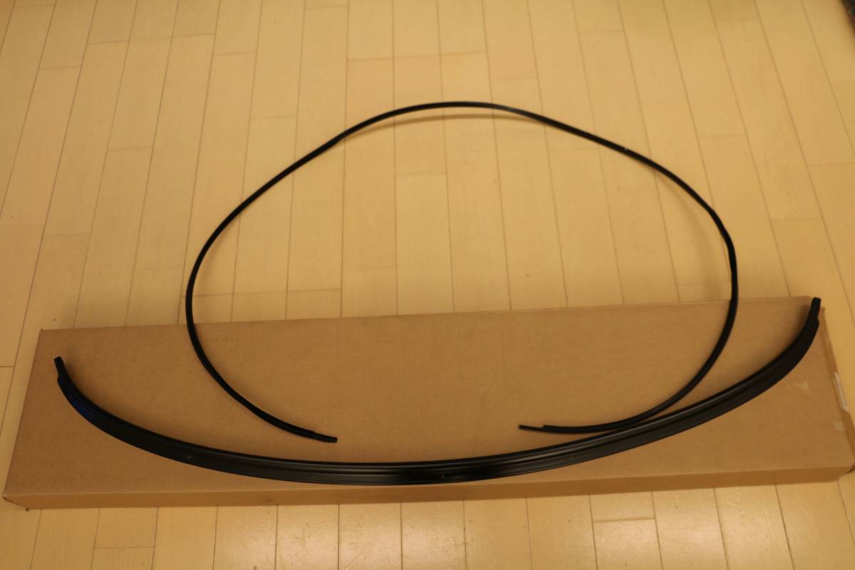 BCNR33 GT-R純正 リアガラスウインドウモールフルセット 新品未使用 BNR34 BNR32 GTR ニスモ リフレッシュ N33-14&15拍卖