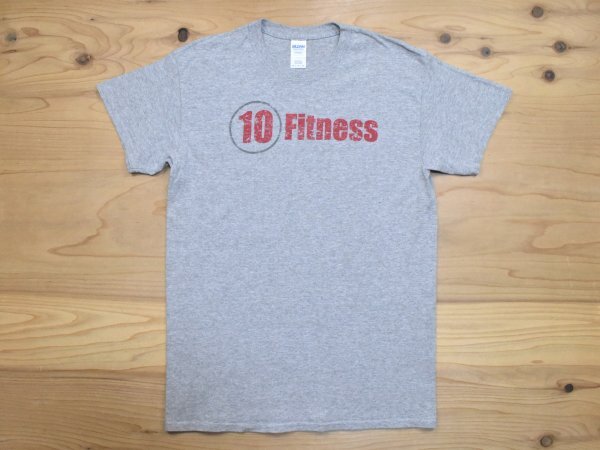 USA古着 10 Fitness フィットネスジム ロゴ Tシャツ sizeM 灰色 グレー 企業 会社 トレーニング アメリカ アメカジ GILDAN拍卖