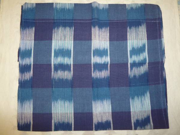 B級 アジアン雑貨インド製イカット柄テーブルカバー 125×150拍卖