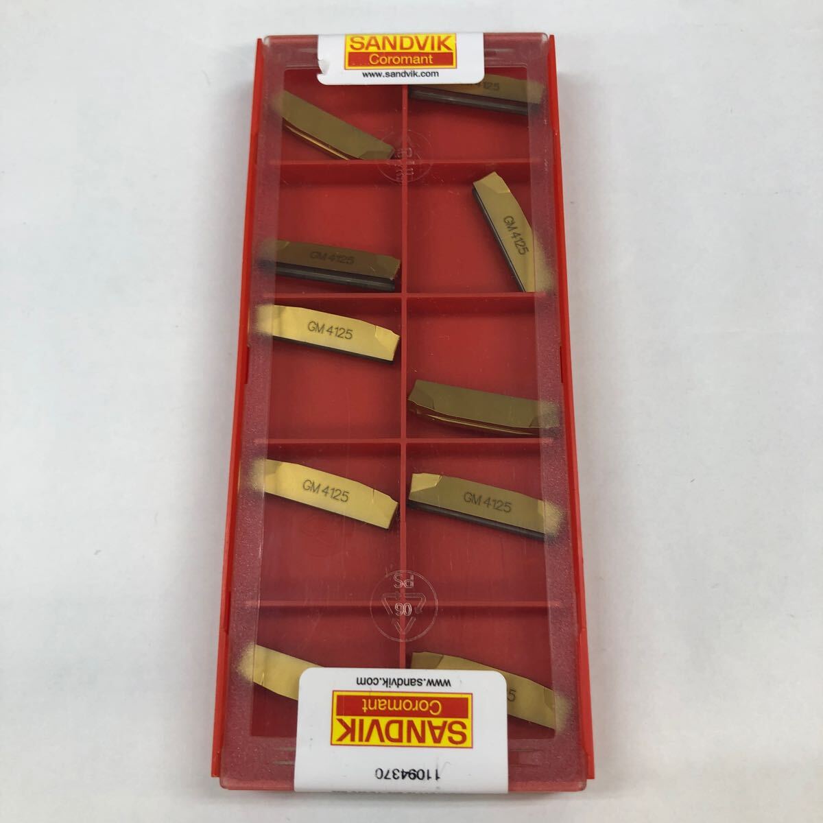 サンドビック SANDVIK N123H2-0400-0003-GM 4125 チップ 10個入1箱拍卖