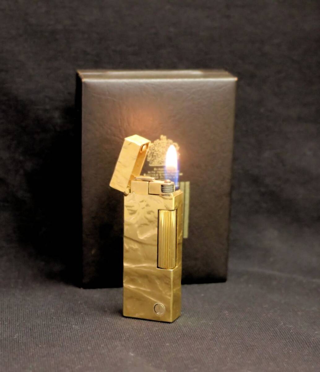 dunhill高級ガスライタ- ゴ-ルド/浮彫 dマ-ク 保存箱 拍卖