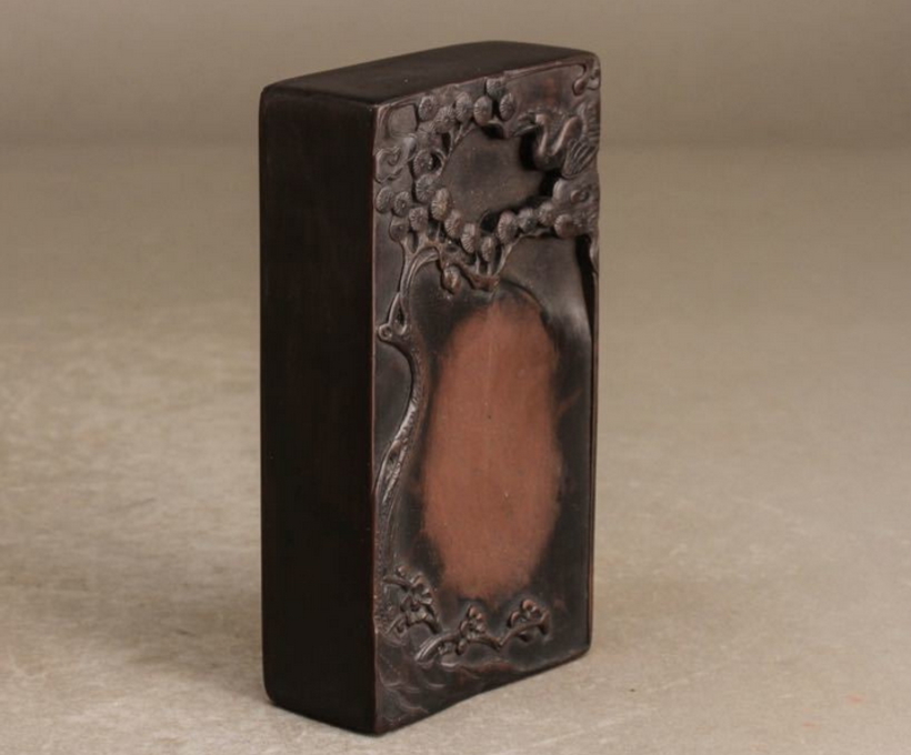 清時代 黄任 落款 珍蔵 黄端渓 端渓硯 硯 書道具 書 骨董 古道具 中国 時代 中国美術 堆朱 細密彫 花図 花瓶 唐物骨董 09拍卖