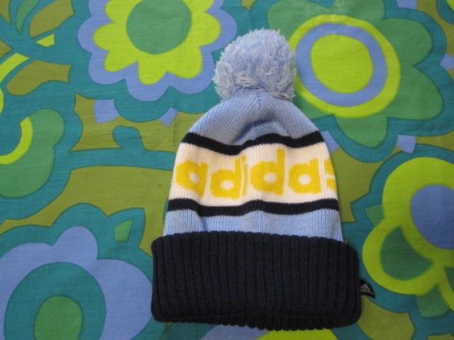 新品 adidas アディダス キャップ 帽子 紺/水色/ベージュ/黄色 サイズF 57-60cm拍卖