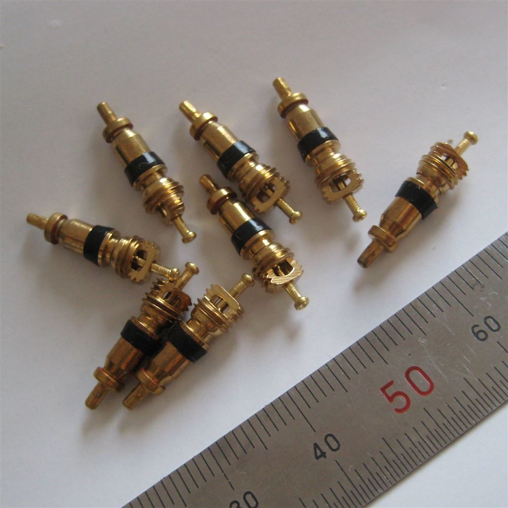 ★新価格★自動車チューブレスタイヤ用バルブコア★高性能ドイツ製★ALLIGATOR★エア抜け防止ムシ虫★未使用バルク新品★8個セット★拍卖