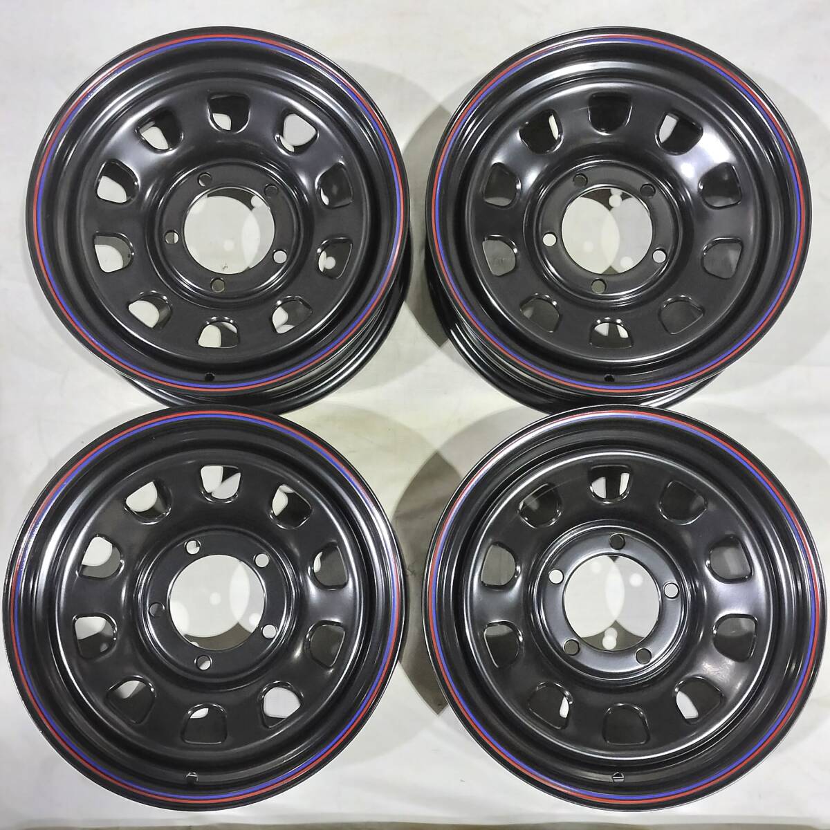デイトナ ブラック 16-6.0J 5H139.7 ±0 ヨコハマ ジオランダー M/T G003 185/85R16 ジムニーシエラ JB74W JB43W ジムニーノマド 01-2337拍卖