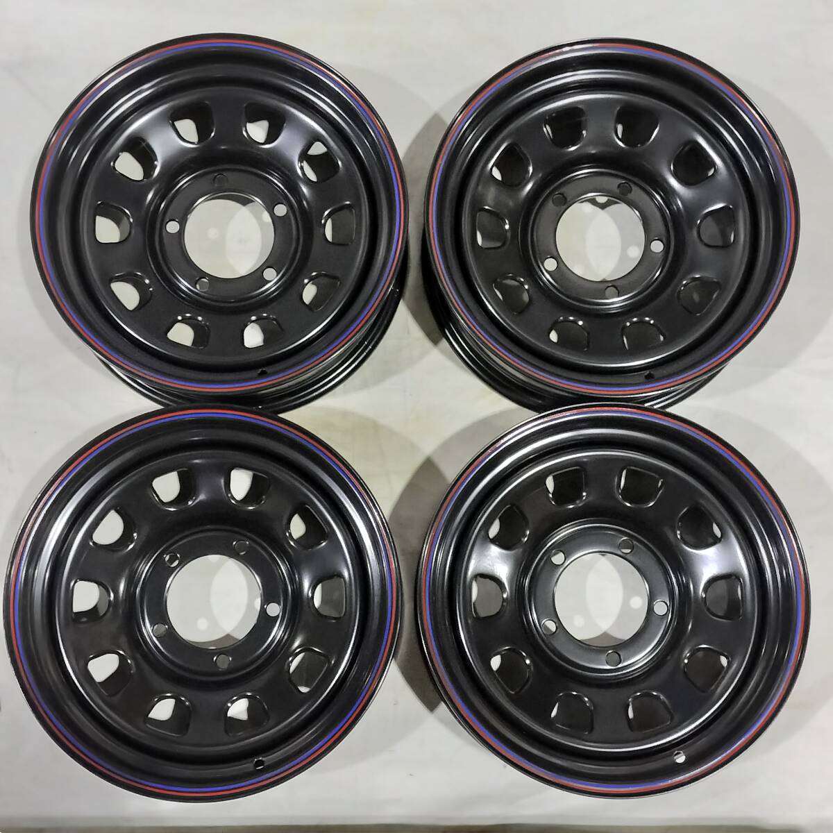 デイトナ ブラック 16-5.5J 5H139.7 -20 YOKOHAMA GEOLANDAR M/T G003 185/85R16 LT ジムニー オーバーフェンダーサイズ 01-2247拍卖